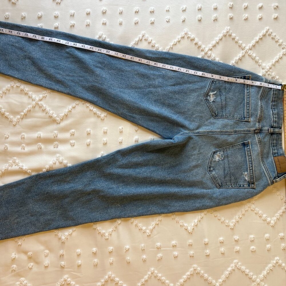 American Eagle Curvy Mom Ripped Stretch Jeans SIZE 0 - Picture 4 of 12